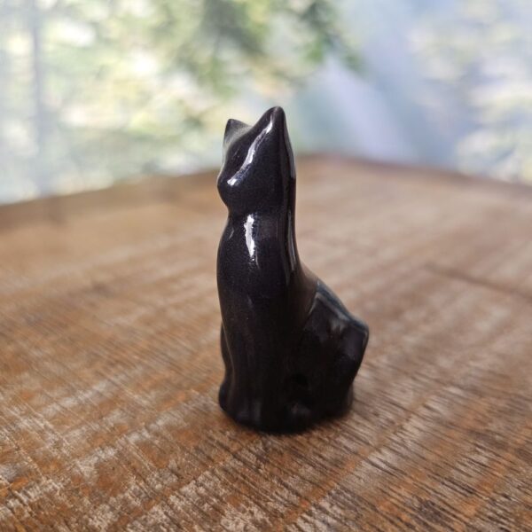 Pequena escultura de gato em cerâmica Preto