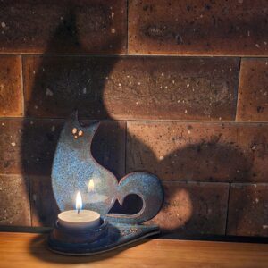 Porta-velas de gato em cerâmica Guardião da Luz Charlotte Azul