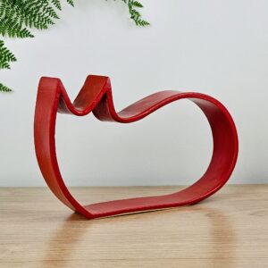 Escultura de gato em cerâmica Maricota M Vermelho acetinado