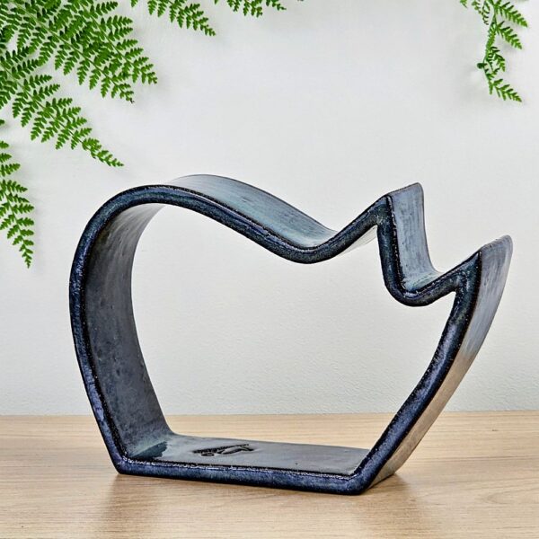 Escultura de gato em cerâmica Maricota P Azul jeans